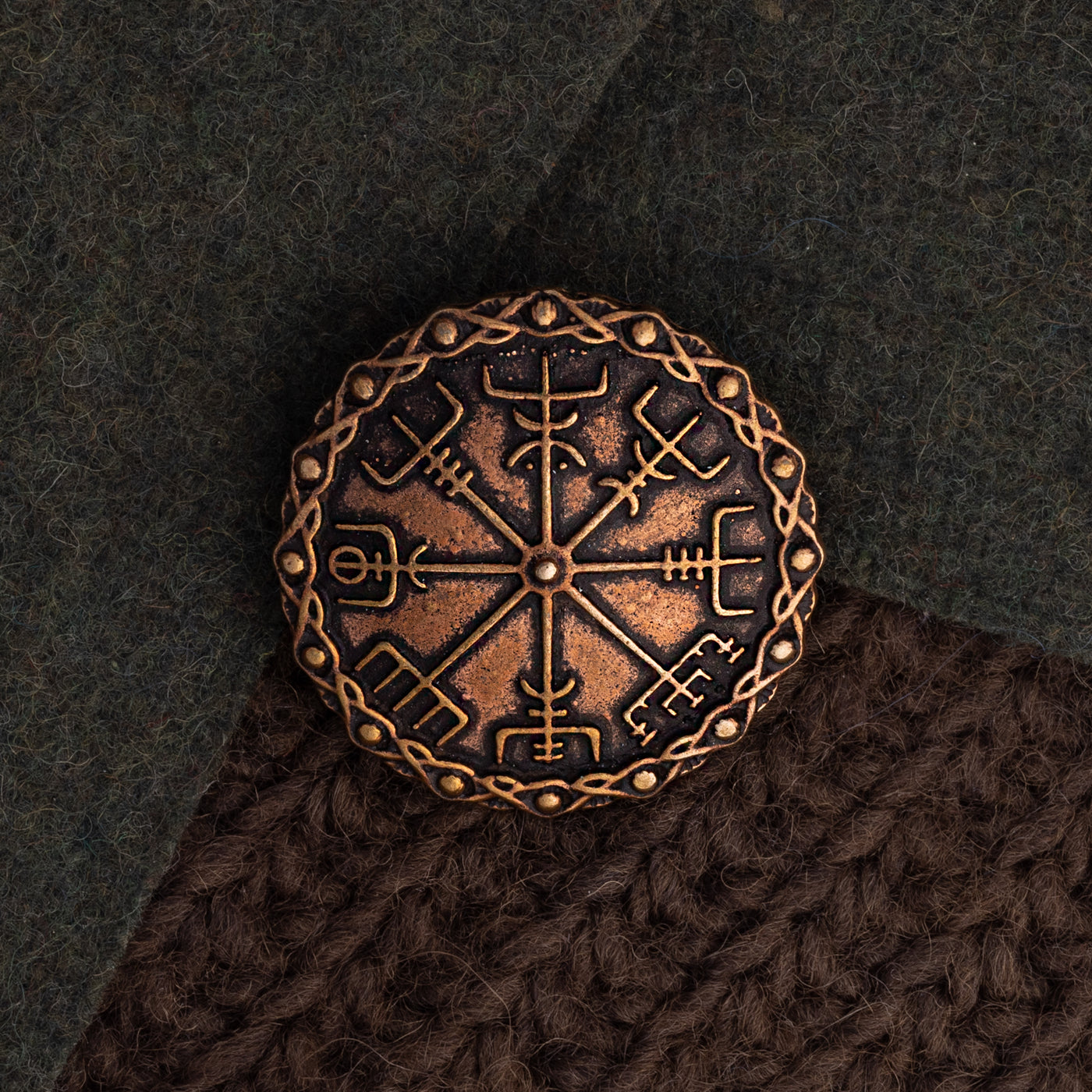 Vegvisir Brooch, Bronze