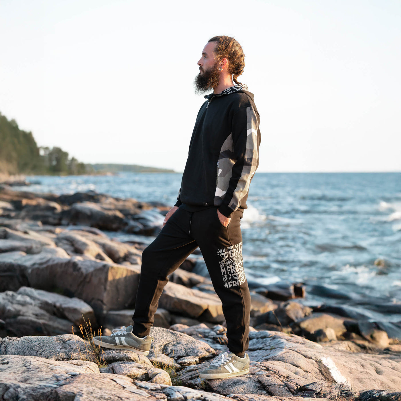 Hoodie Half-Zip, Black and Camo