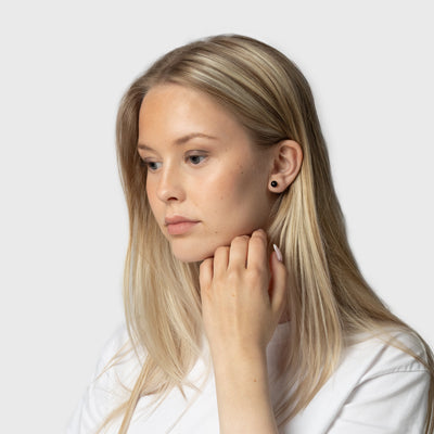 Round-Cut Black Onyx Silver Stud Earrings