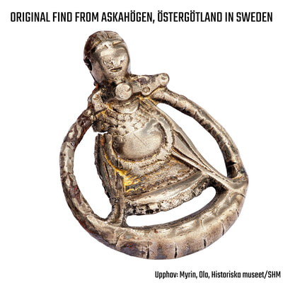 Freyja Amulet, Silver