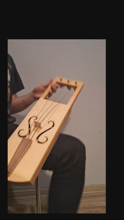 Tagelharpa Pro 3, Strings