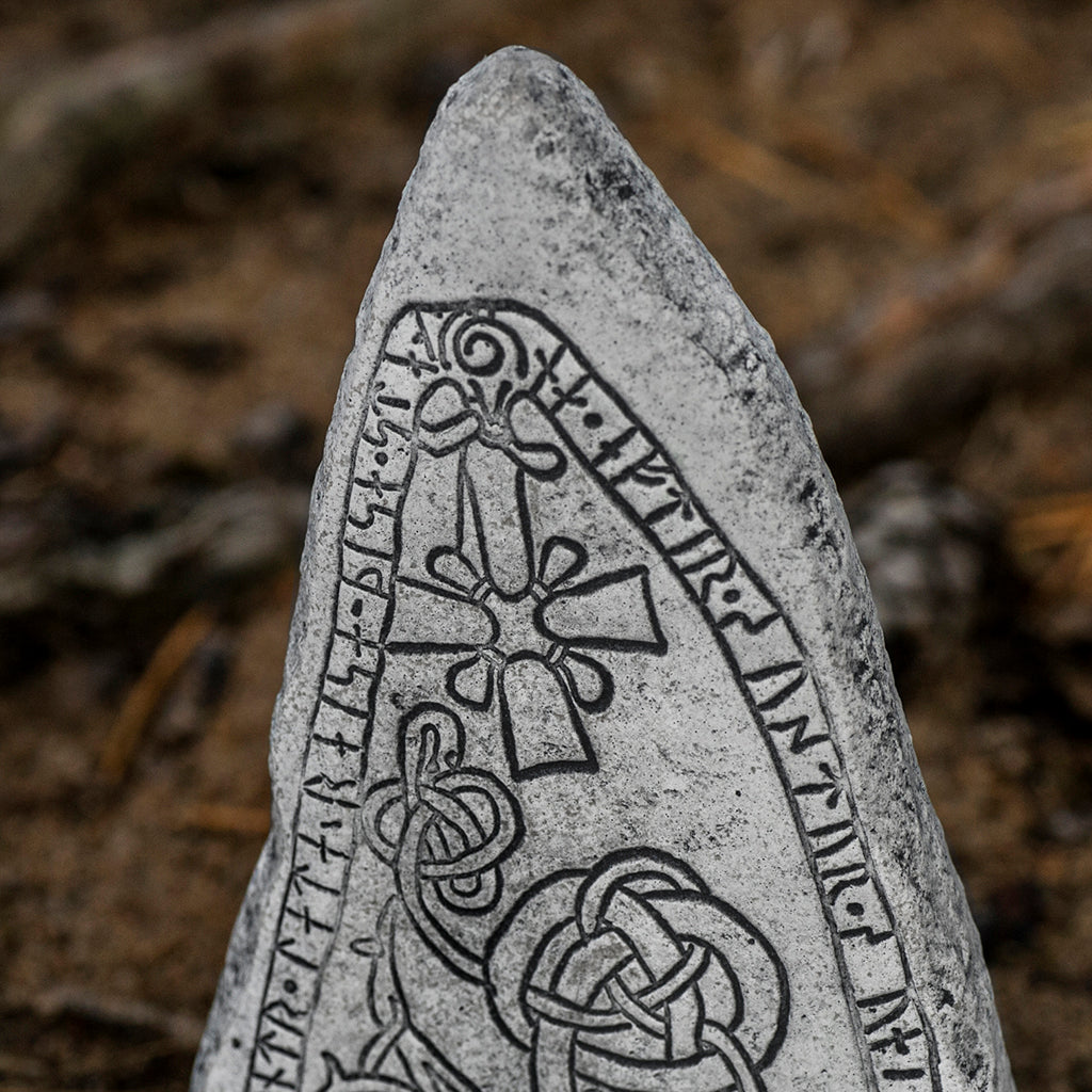 Runestones - Runestone, Spånga-Hägerstalund - Grimfrost.com