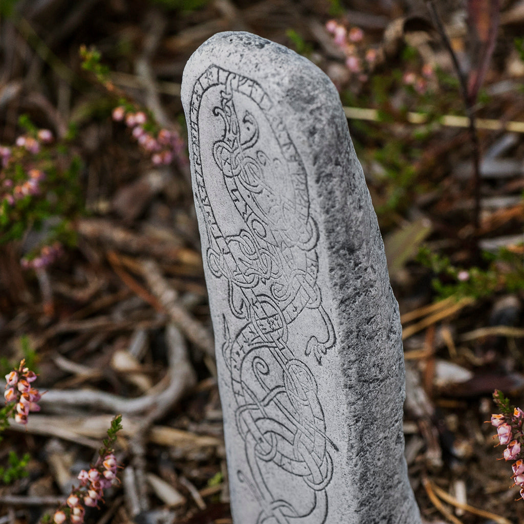 Runestones - Runestone, Skråmsta - Grimfrost.com