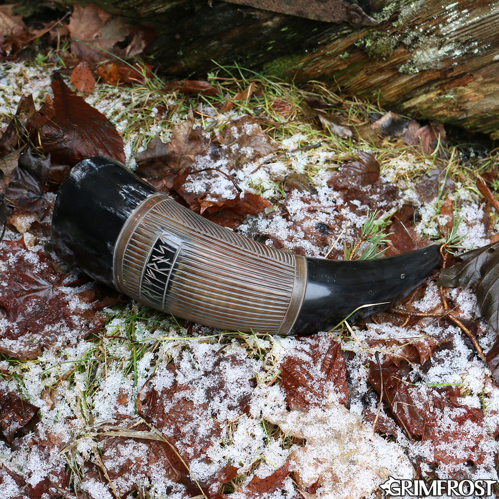 Horns - Carved Drinking Horn, XL - Grimfrost.com