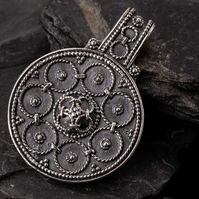 Premium Filigree Pendant, Silver